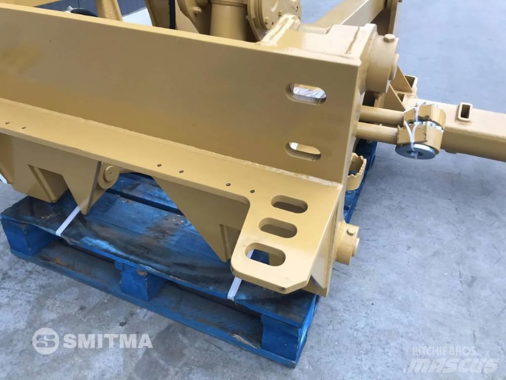 CAT 120H Scarifiers