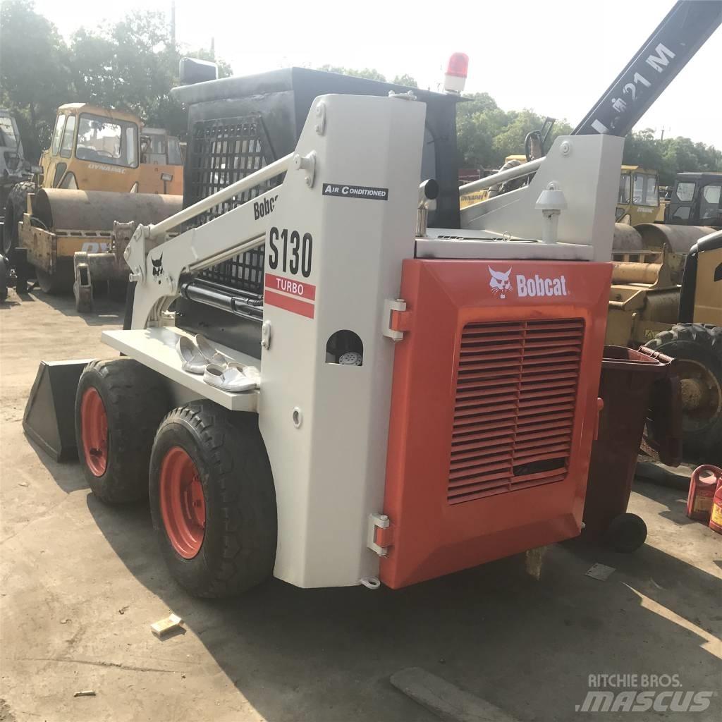 Bobcat S 130 Skid steer loaders