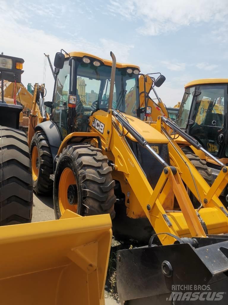 JCB 4 CX Backhoe loaders