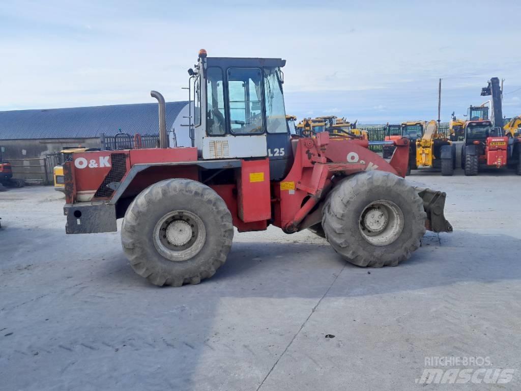 O&K L 25 Wheel loaders