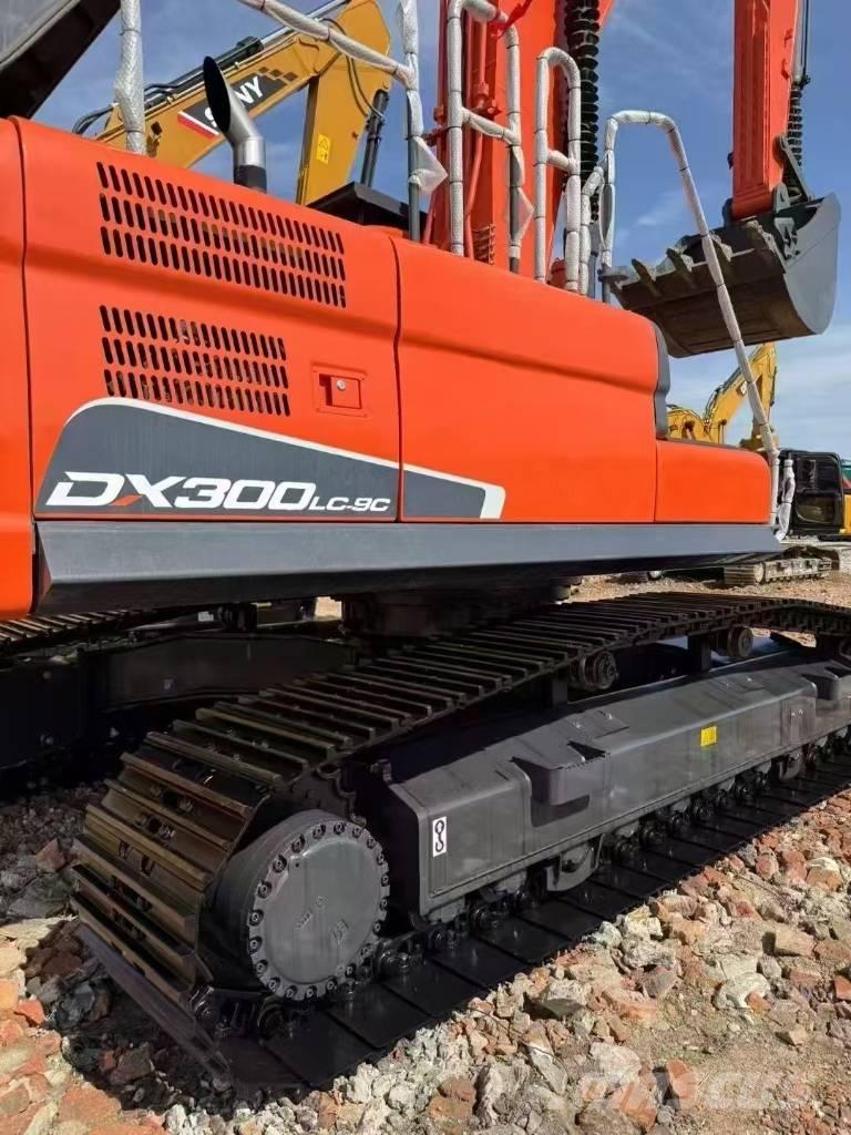 Doosan 300LC-9C Crawler excavators