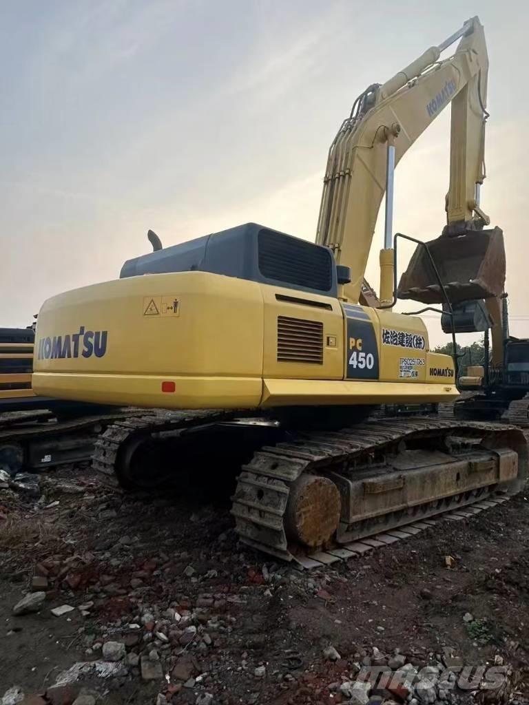 Komatsu 450-8 Crawler excavators