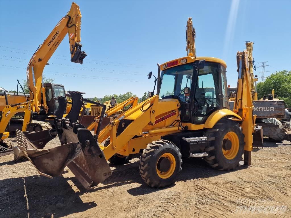 JCB 3 CX Backhoe loaders