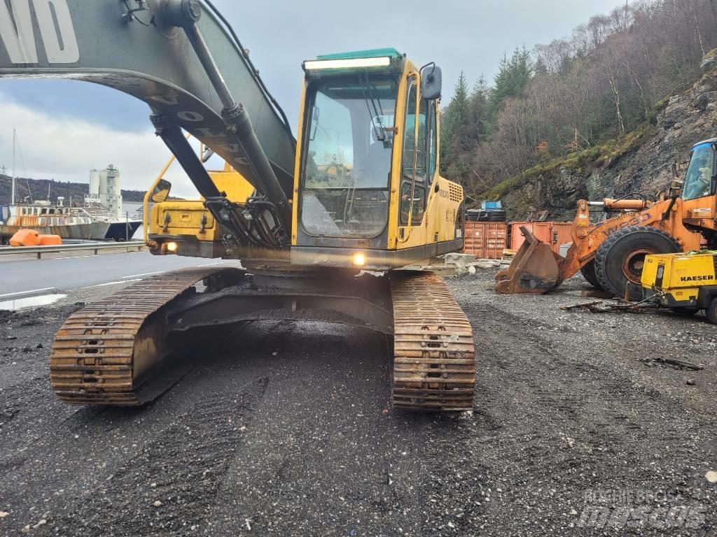 Volvo EC 240 Crawler excavators
