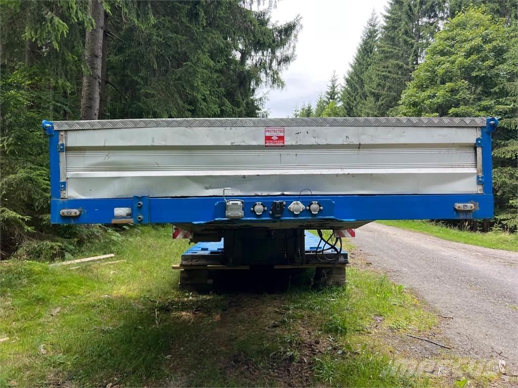 Camro CNR 2622 Flatbed/Dropside trailers