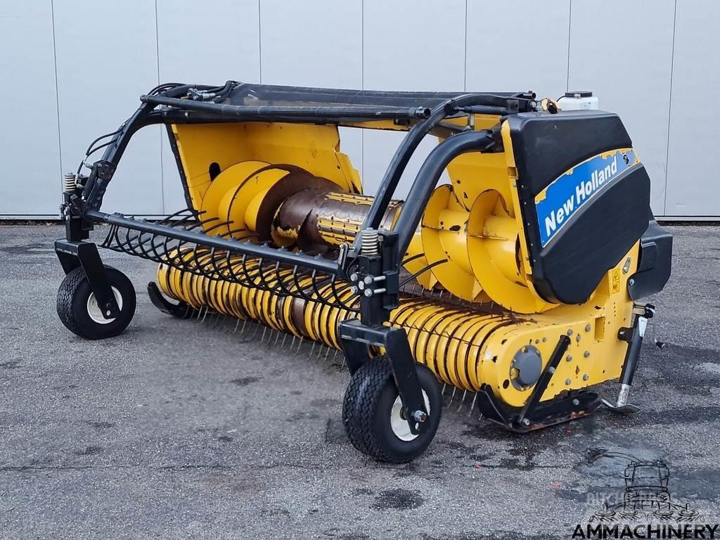 New Holland 273FP Combine harvester heads