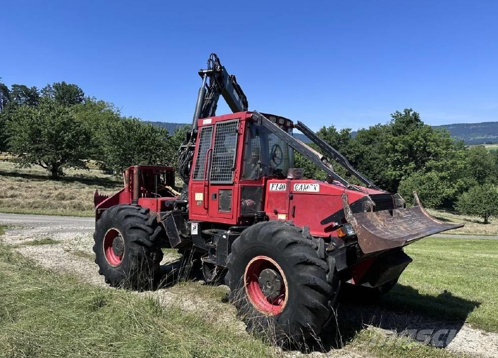 Camox F140 Skidders