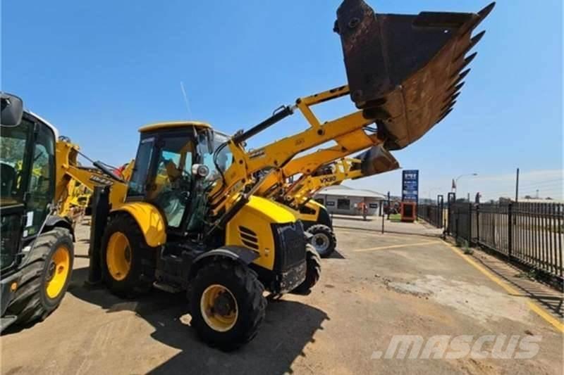 Dezzi CMI 4X4 TLB Backhoe loaders