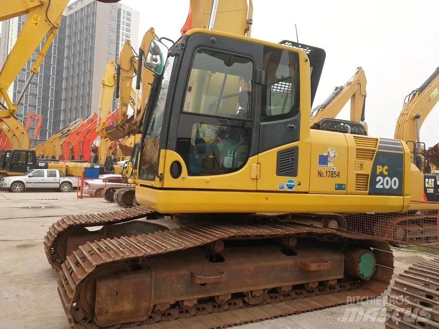 Komatsu PC 200-8 Crawler excavators