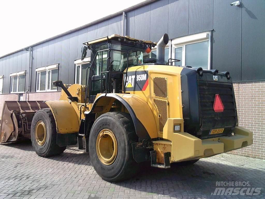CAT 950M Wheel loaders