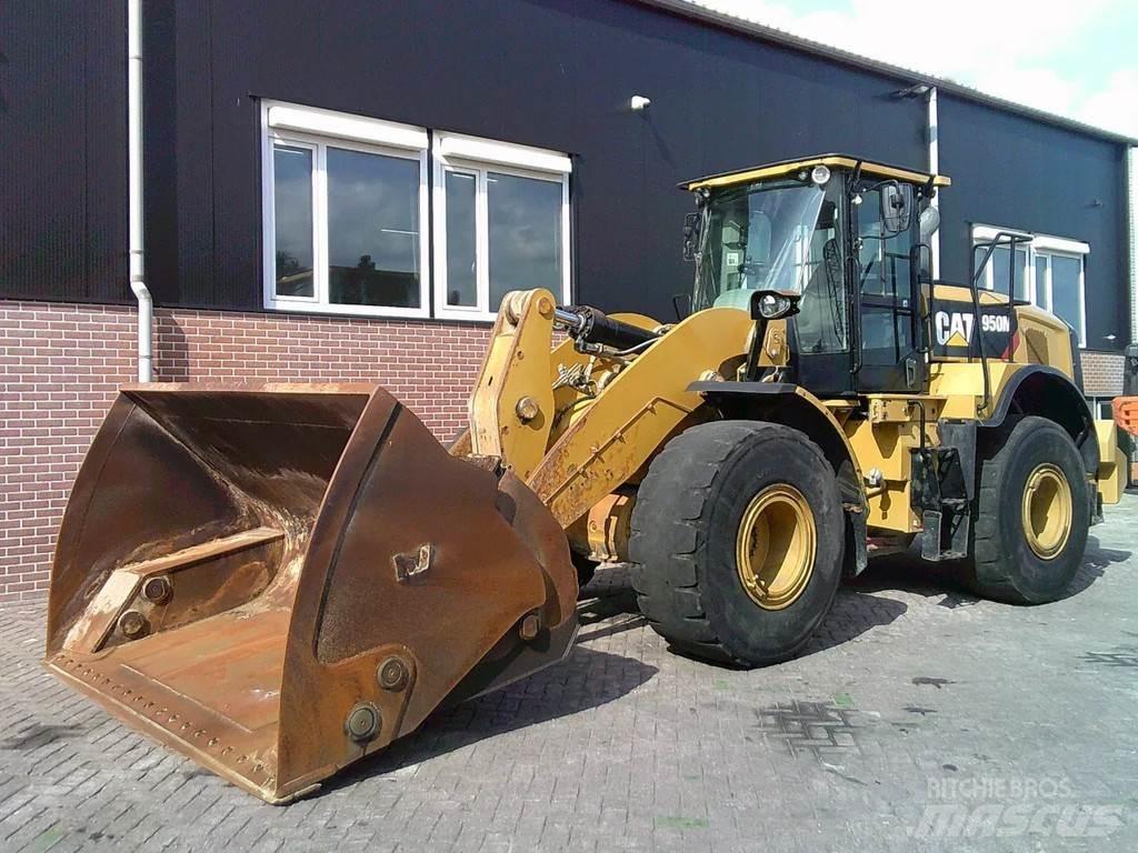 CAT 950M Wheel loaders