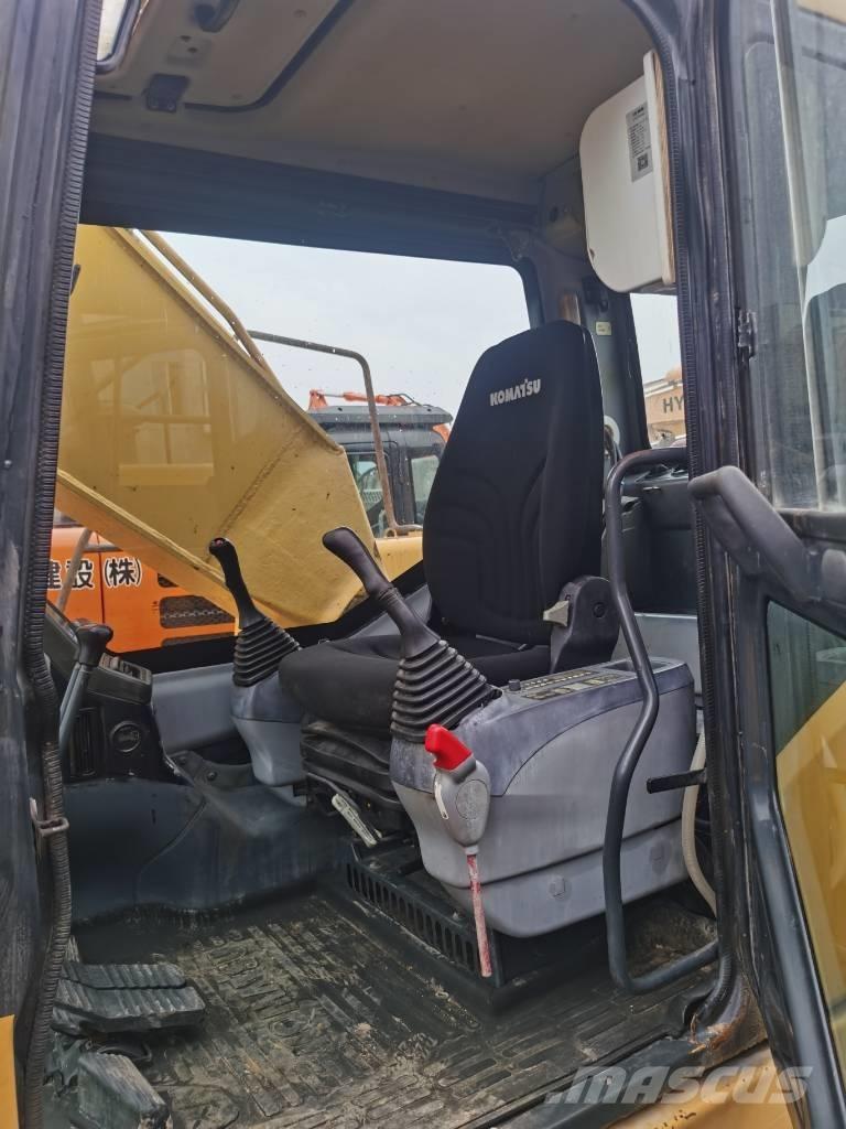Komatsu PC200-7 Crawler excavators