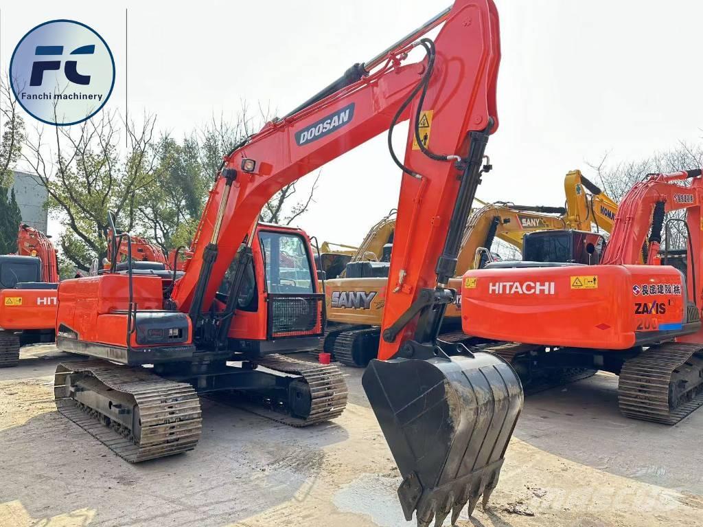Doosan DX 140 LC Crawler excavators