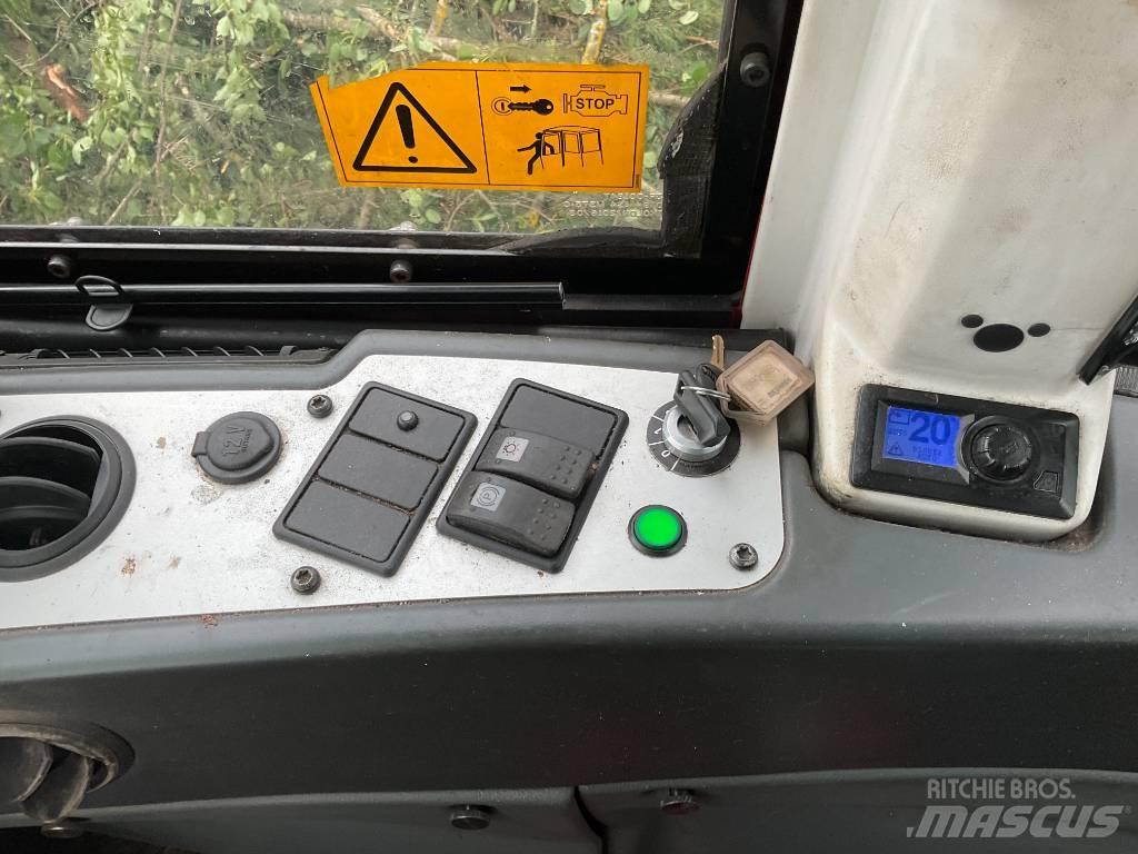 Komatsu 845 Forwarders