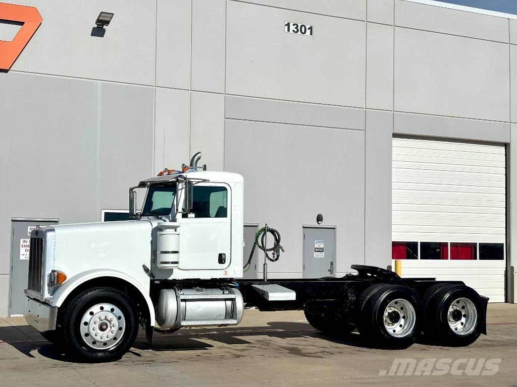 Peterbilt 357 Tractor Units
