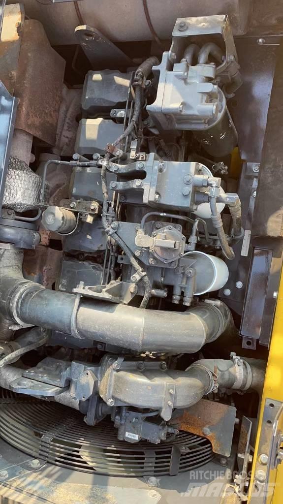 Komatsu PC 400 LC-8 Crawler excavators