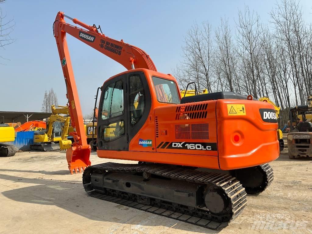Doosan DX 160 LC Crawler excavators