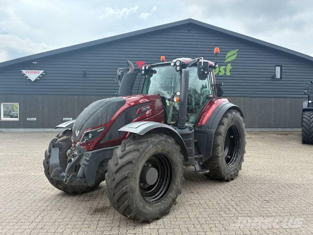 Valtra 254 Versus Tractors
