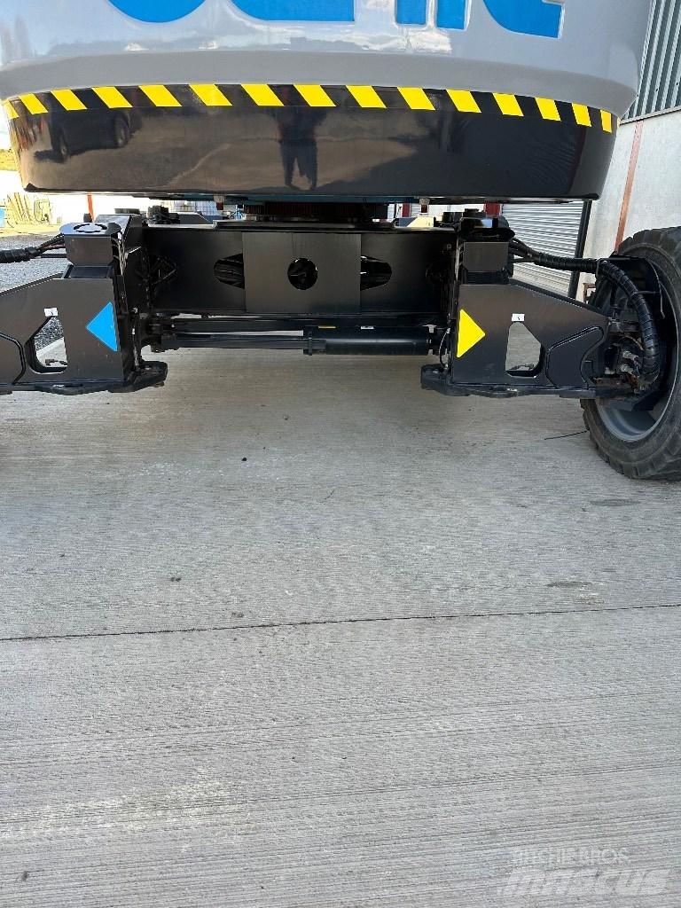 Genie SX 125 XC Telescopic boom lifts
