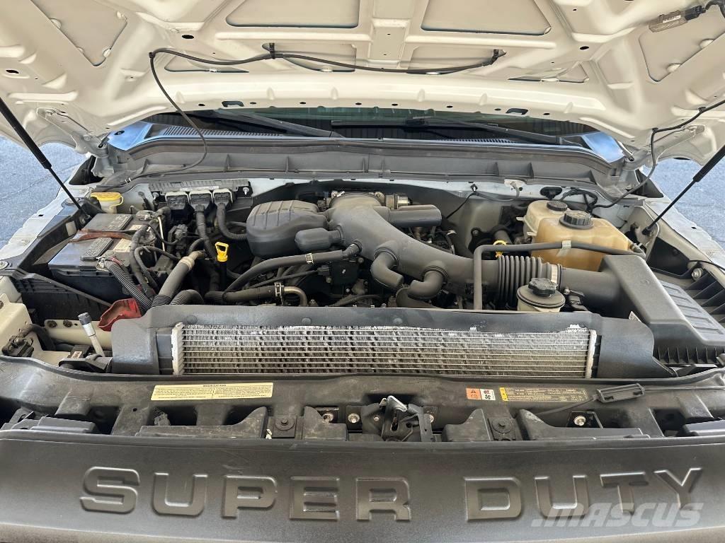 Altec AT 235 Truck & Van mounted aerial platforms