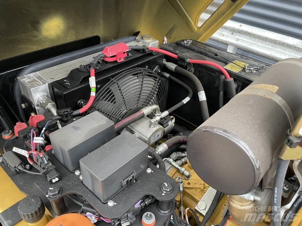CAT CB2.5 GC Twin drum rollers