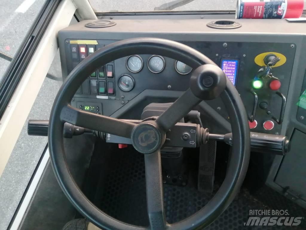  CVS FYT230 Terminal tractors