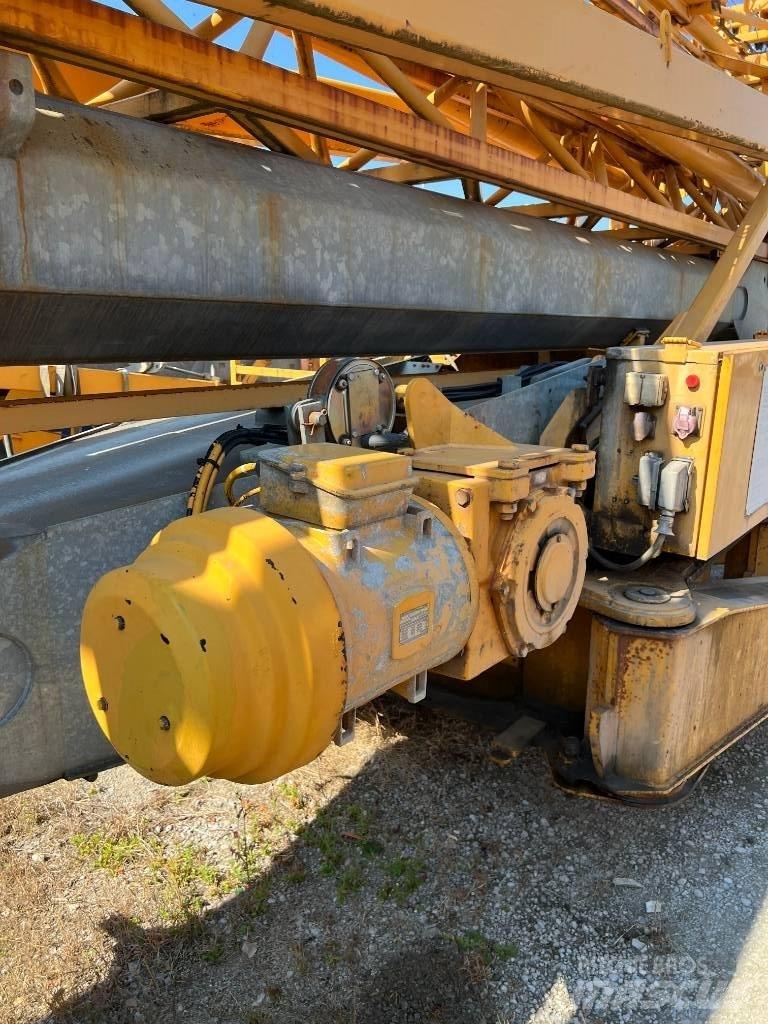 Potain HDM40A Self erecting cranes