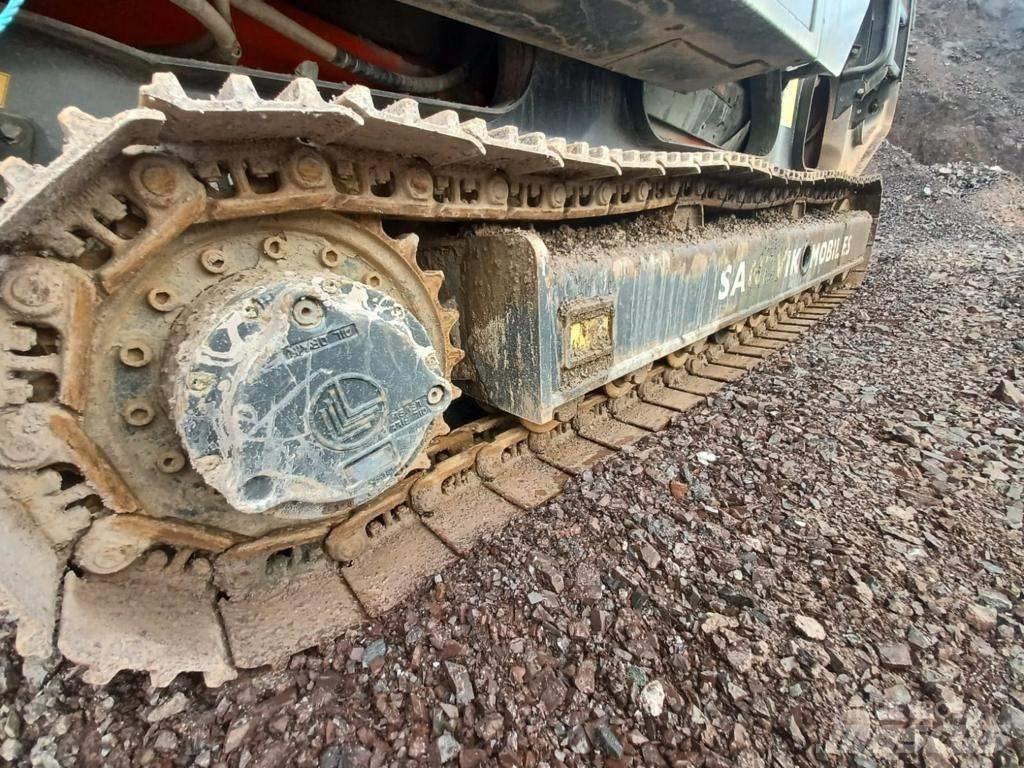 Sandvik QJ241 Mobile crushers