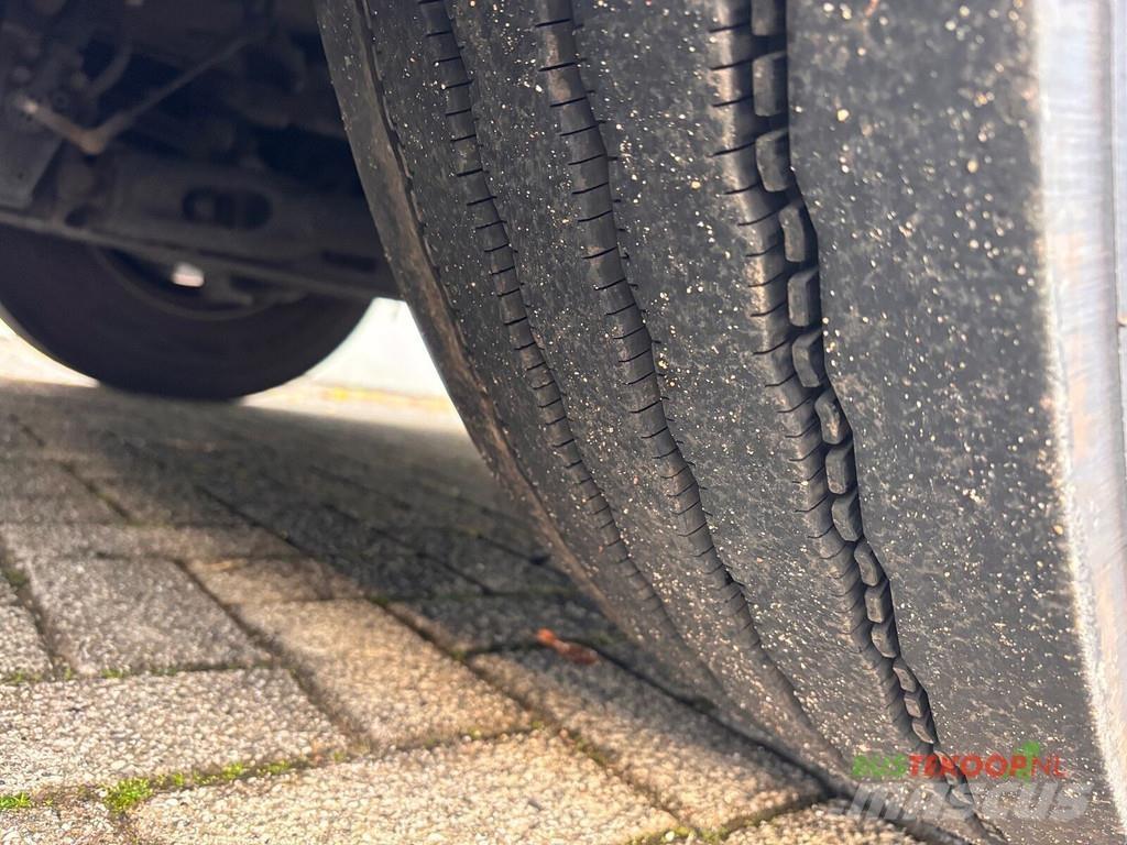 Setra S 415GT-HD Coaches