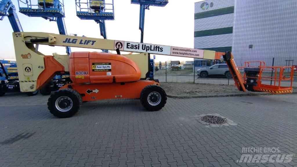 JLG 800 AJ Articulated boom lifts