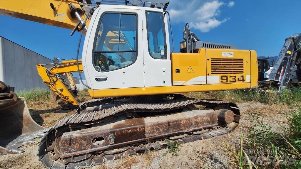 Liebherr R934C HDC Crawler excavators