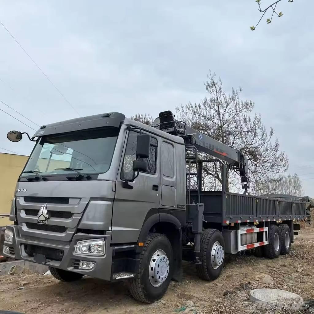 Howo 371 8x4 Crane trucks