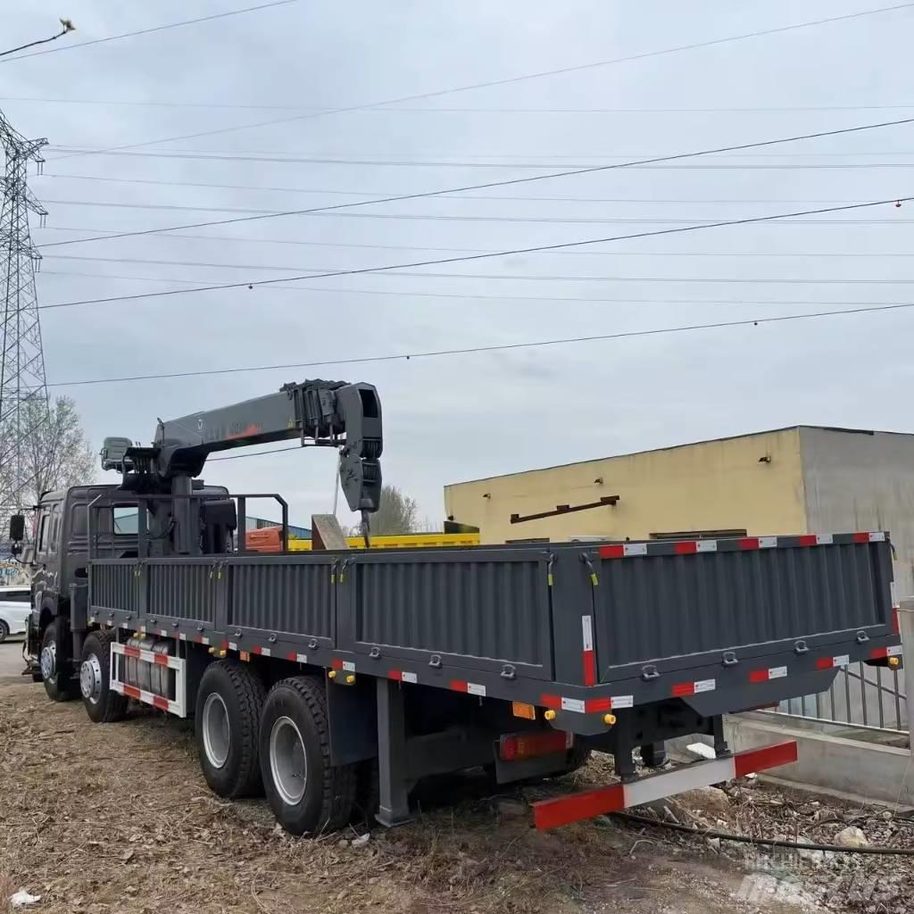Howo 371 8x4 Crane trucks