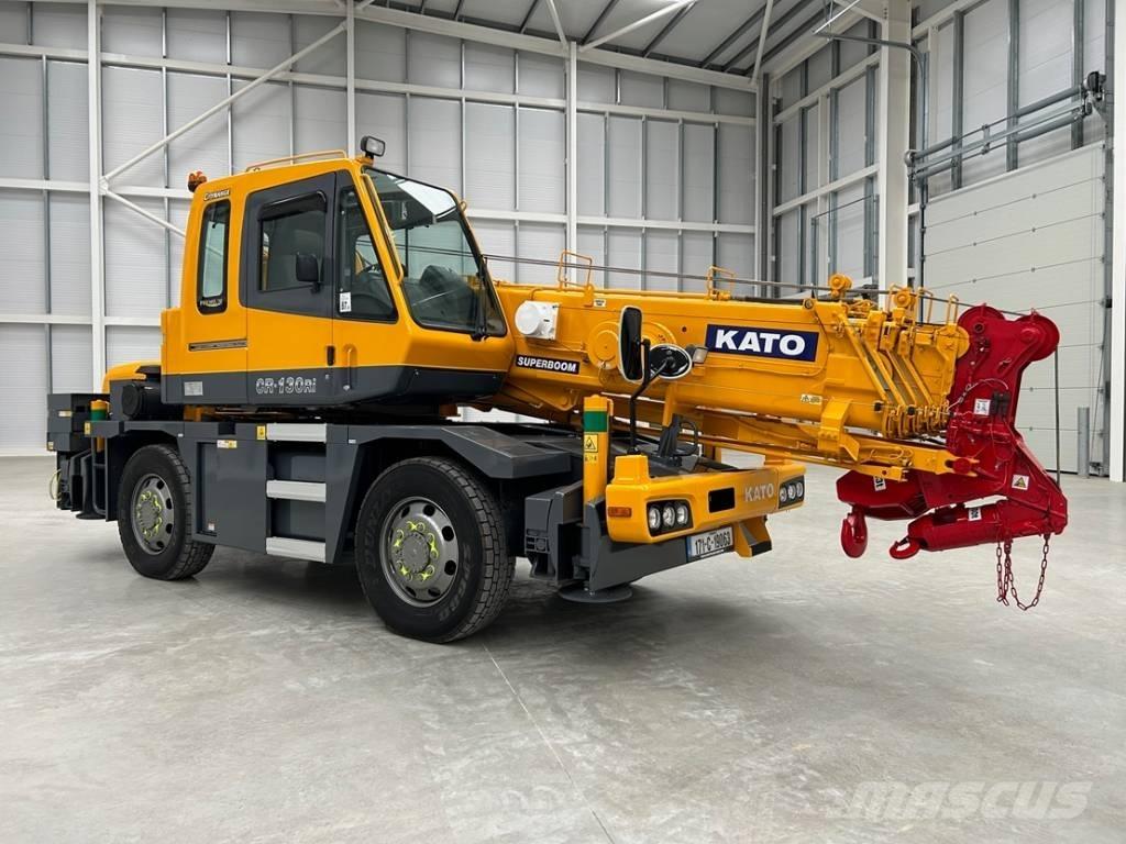 Kato CR 130 Ri All terrain cranes