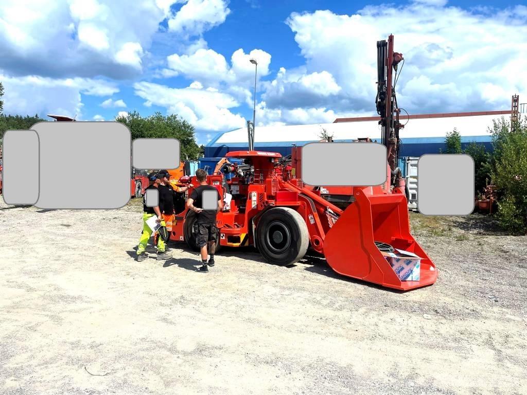 Sandvik LH202 Underground Loaders