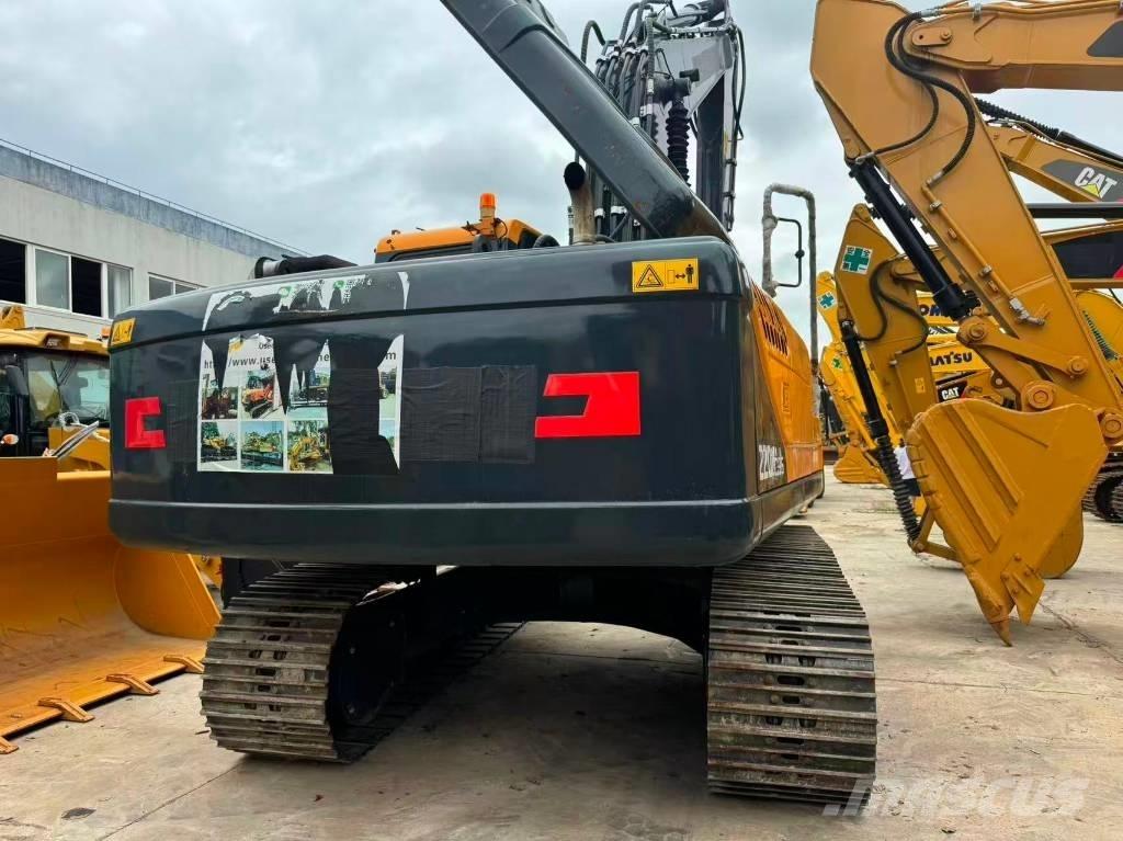 Hyundai R220LC-9S Midi excavators  7t - 12t