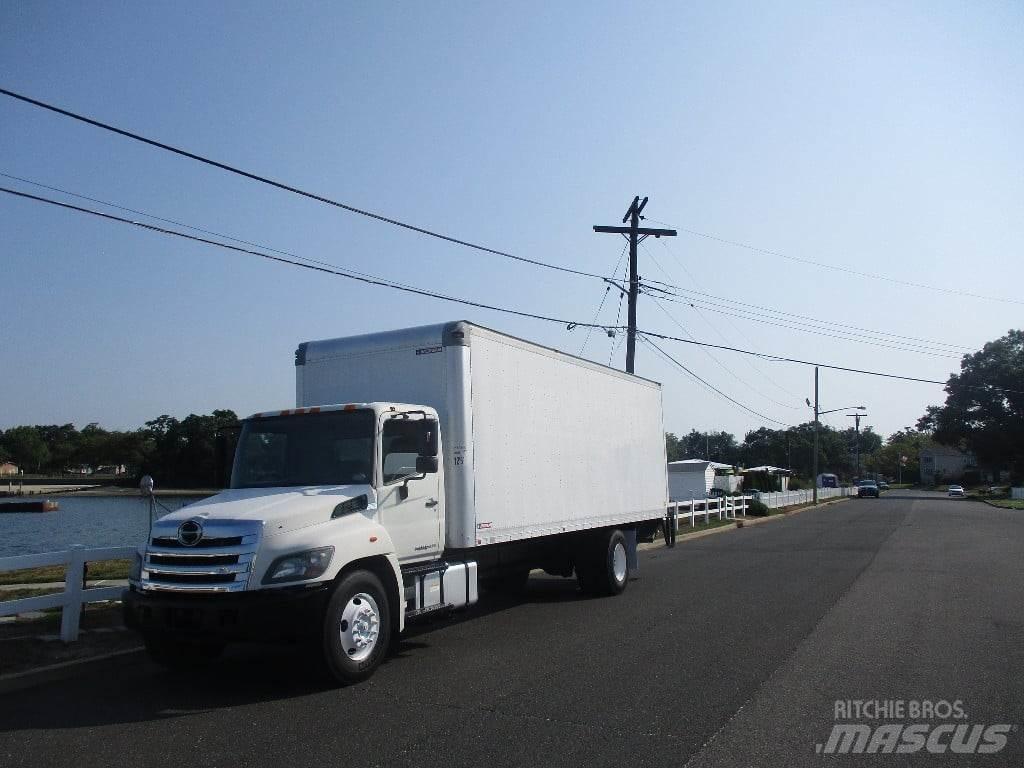 Hino 338 Box body trucks