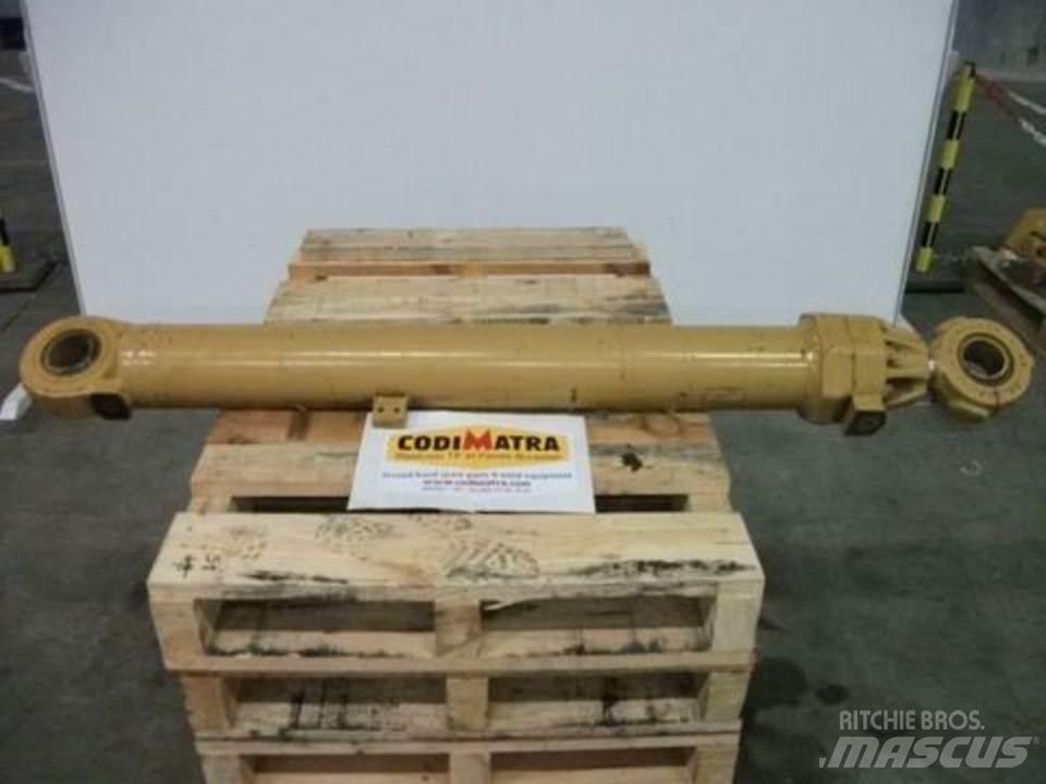CAT 215 Hydraulics