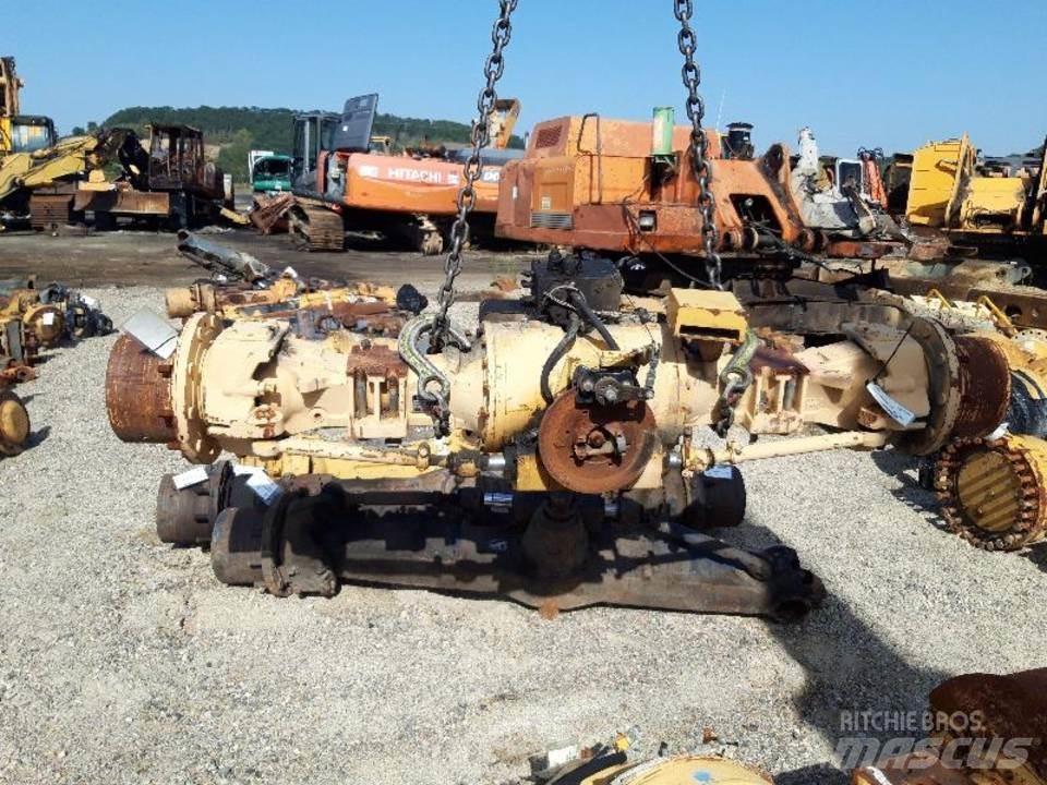 CAT 438B Transmission