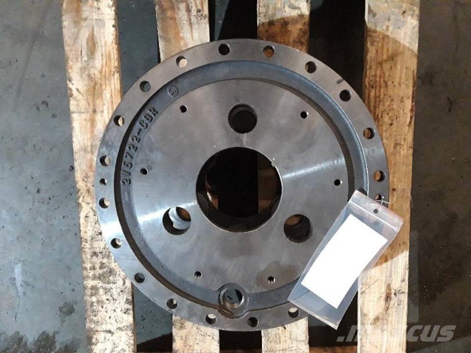 CAT 735 Transmission