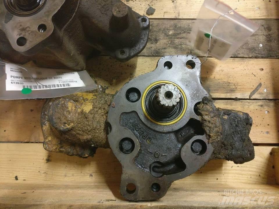 CAT 769C Hydraulics
