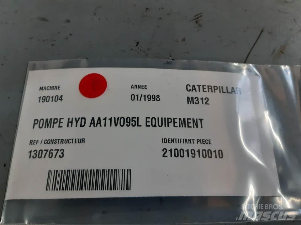 CAT M312 Hydraulics