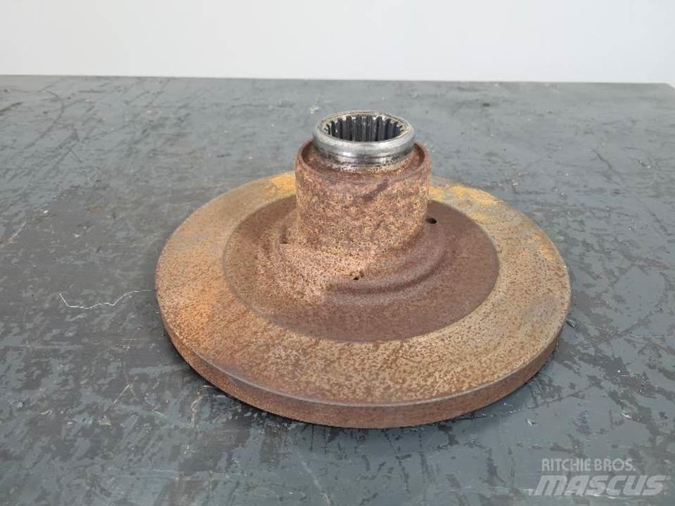 Volvo A25F Tracks, chains and undercarriage