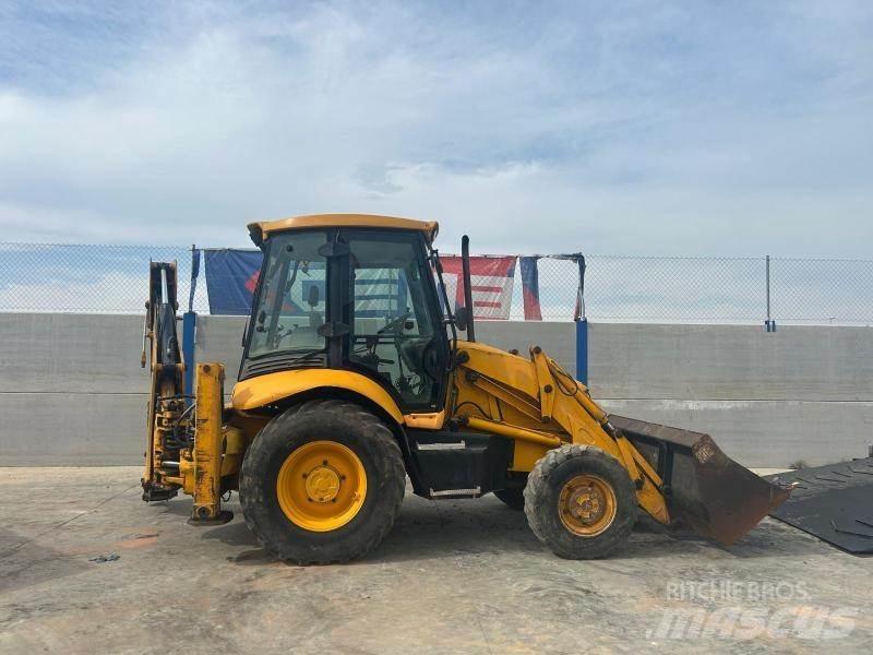 JCB 3 CX Backhoe loaders