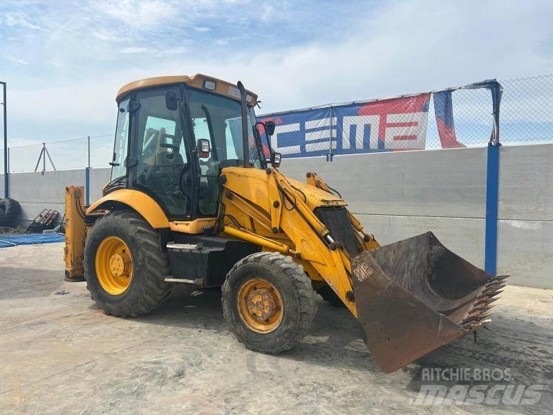 JCB 3 CX Backhoe loaders