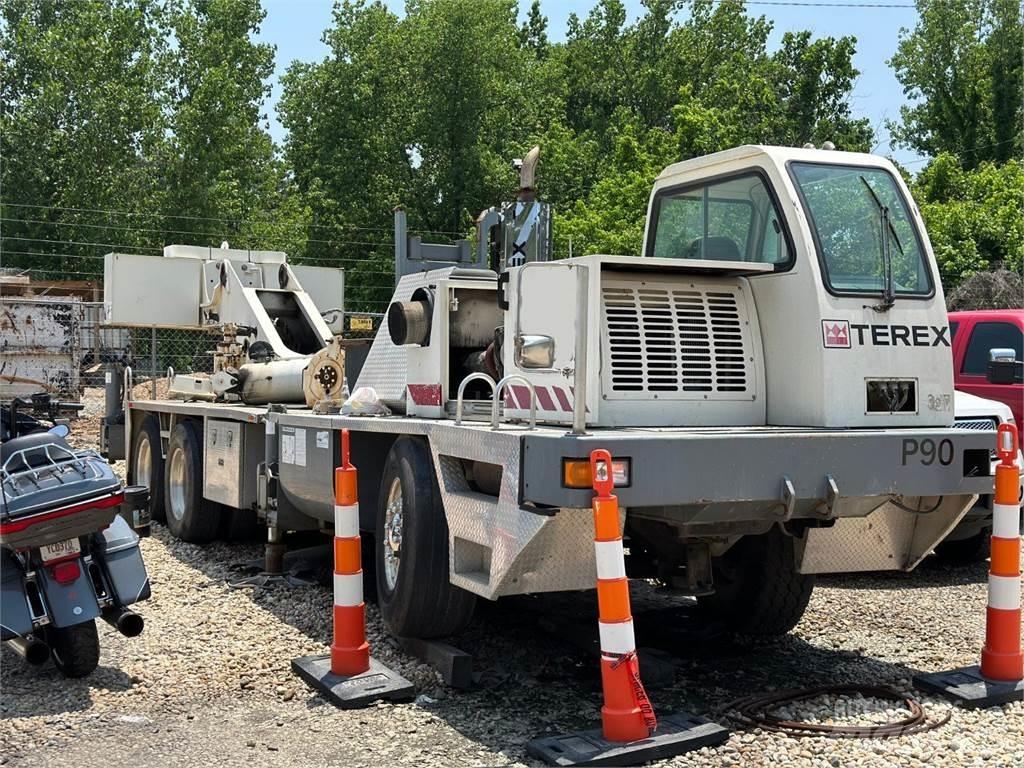 Terex T 340-1XL All terrain cranes