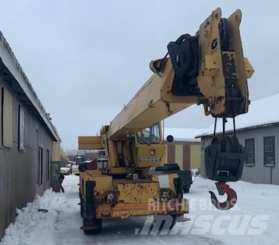 Grove RT522 Rough terrain cranes