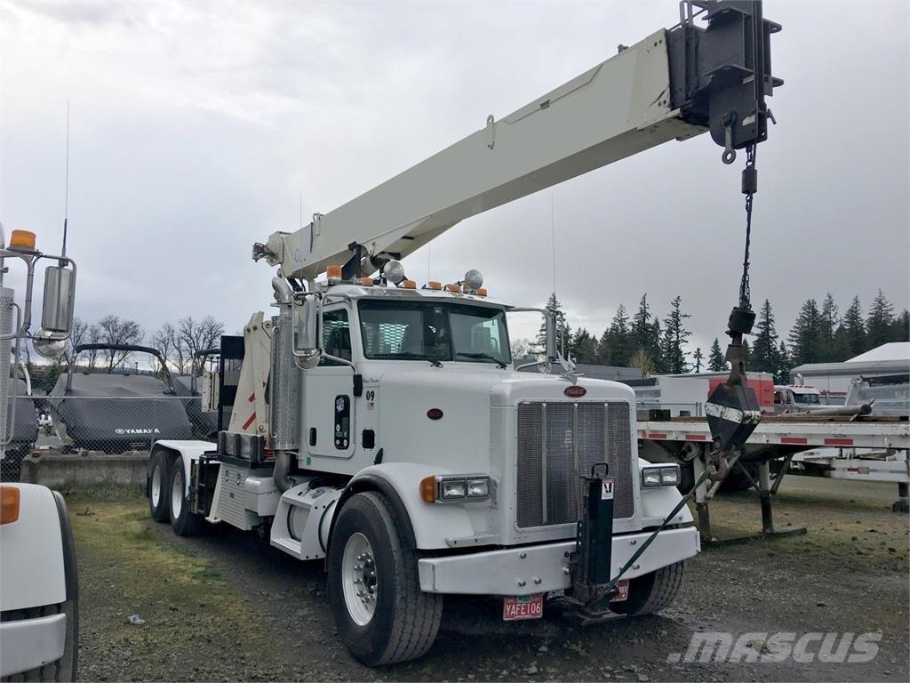National 680E Crane trucks