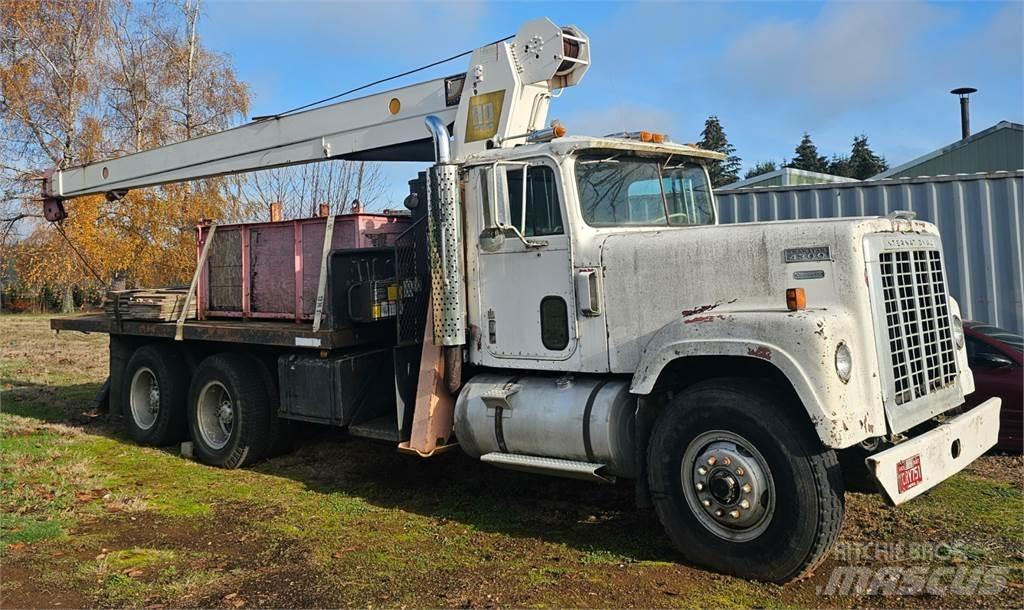  Simon-Ro 145-83 Crane trucks