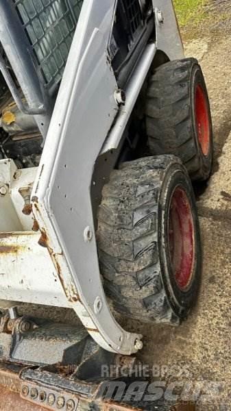 Bobcat S130 Skid steer loaders